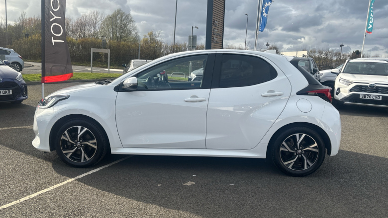 Toyota Yaris 1.5 Hybrid Design 5dr CVT Hybrid Hatchback